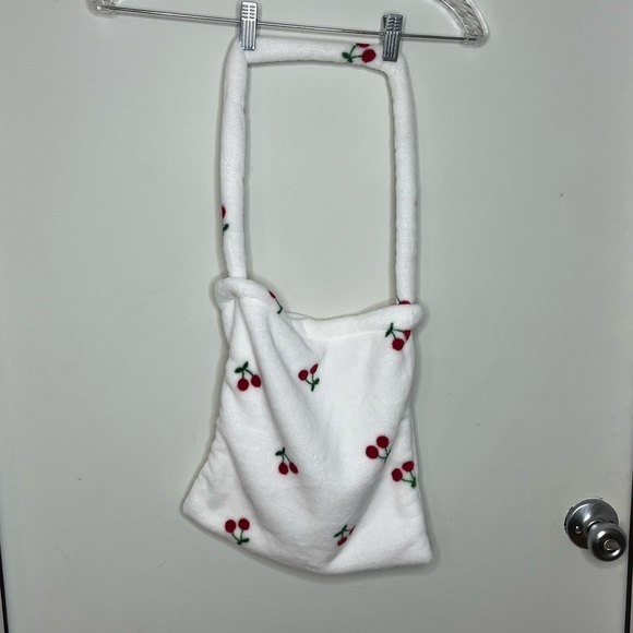 SHEIN Cherry Graphic Fluffy Shoulder Bag - Picture 8 of 12